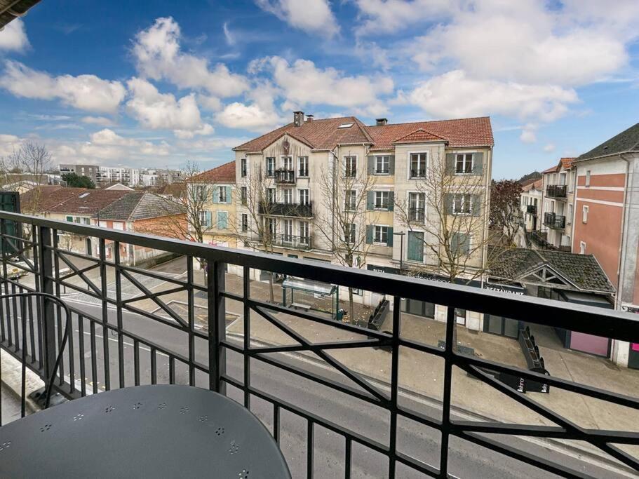 Le Delta Bailly - Appartement Pour 4 Personnes Disneyland Paris Экстерьер фото